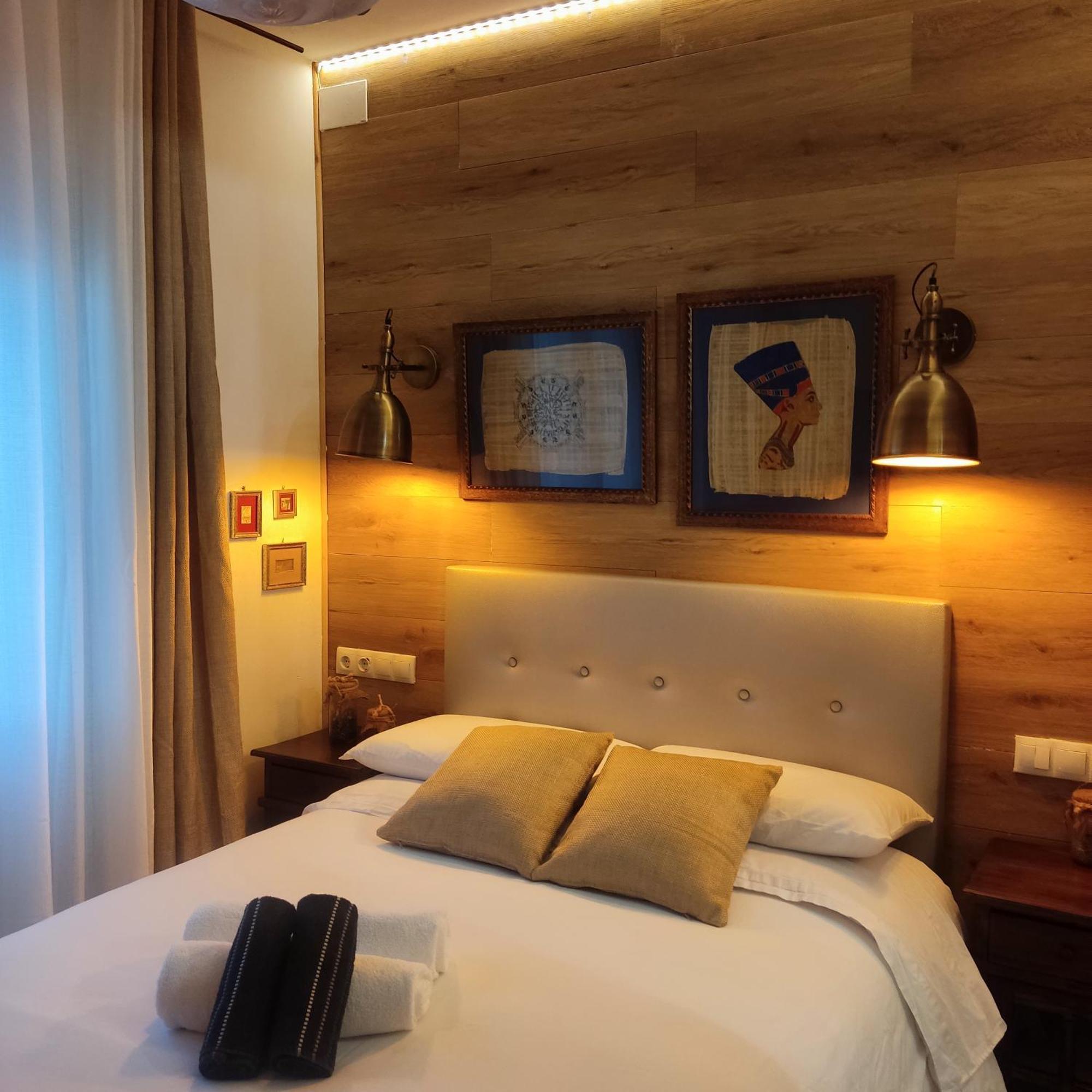 Studio Or With Private Bathroom Or With Shared Bathroom Barcelone
