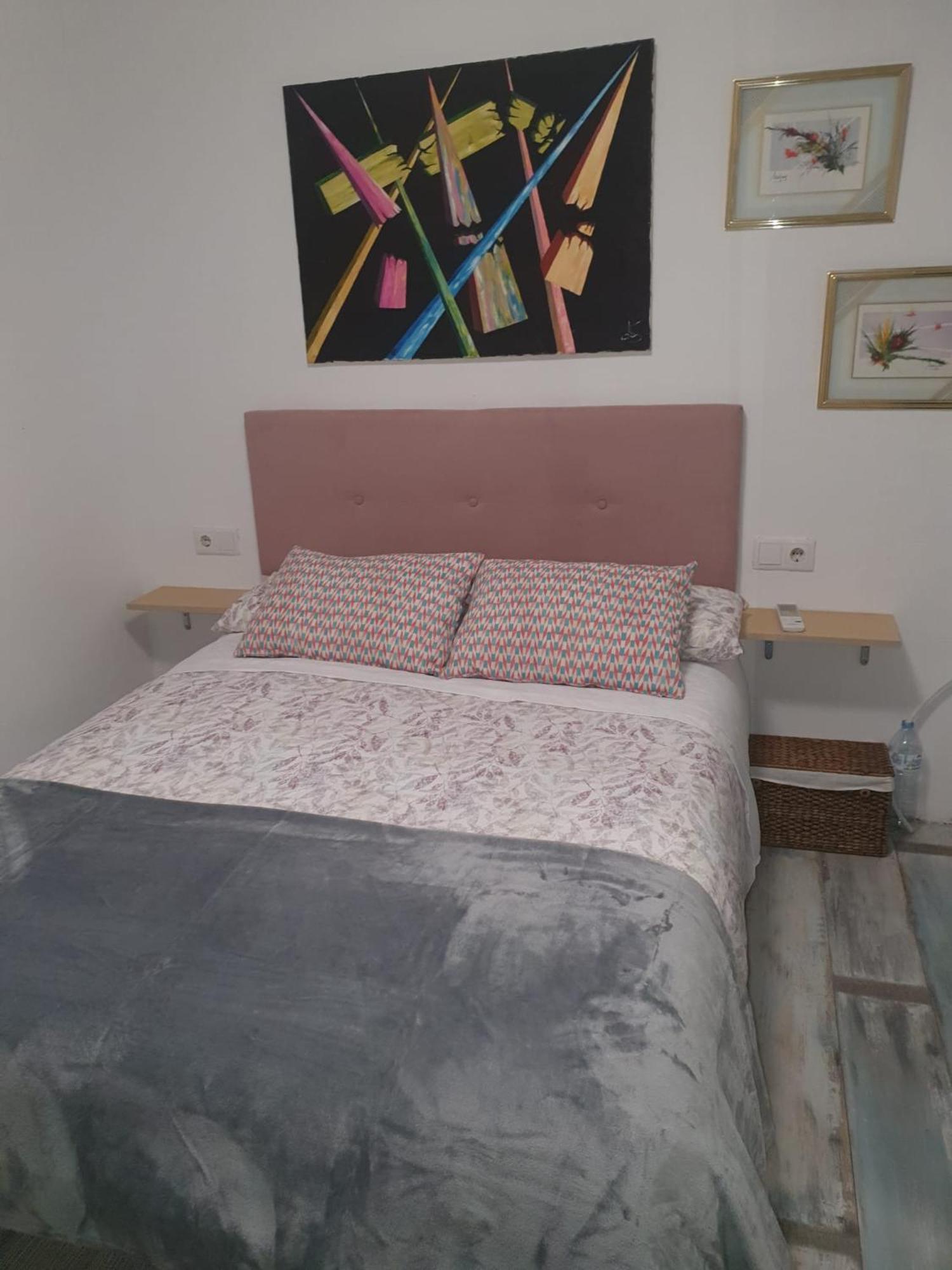 Appartement Studio Or With Private Bathroom Or With Shared Bathroom Barcelone