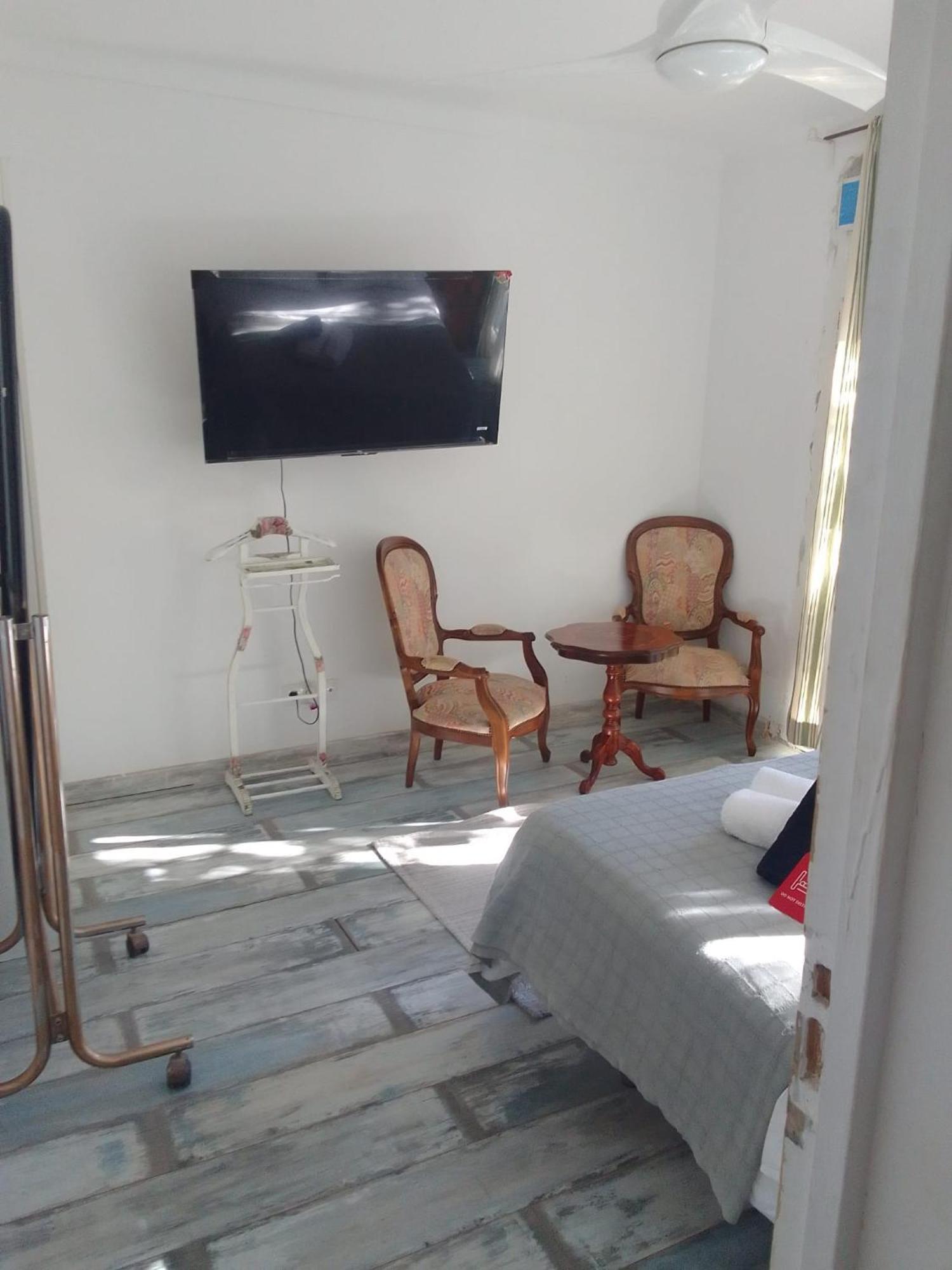 Studio Or With Private Bathroom Or With Shared Bathroom * Barcelone