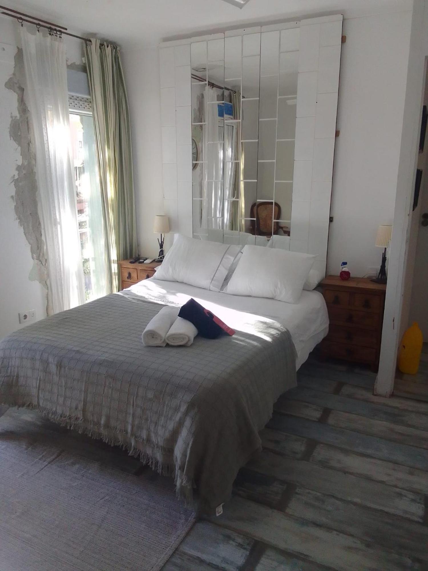 Studio Or With Private Bathroom Or With Shared Bathroom Barcelone
