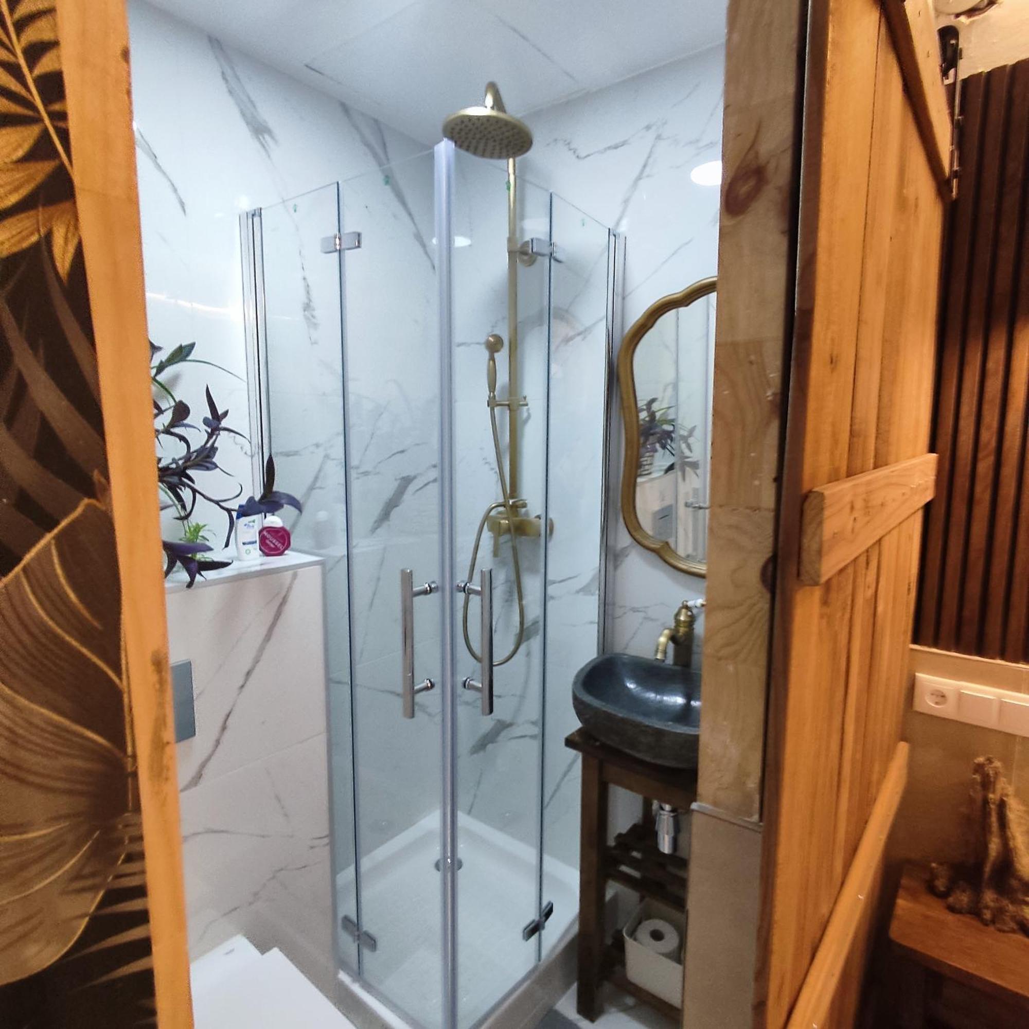 Studio Or With Private Bathroom Or With Shared Bathroom * Barcelone